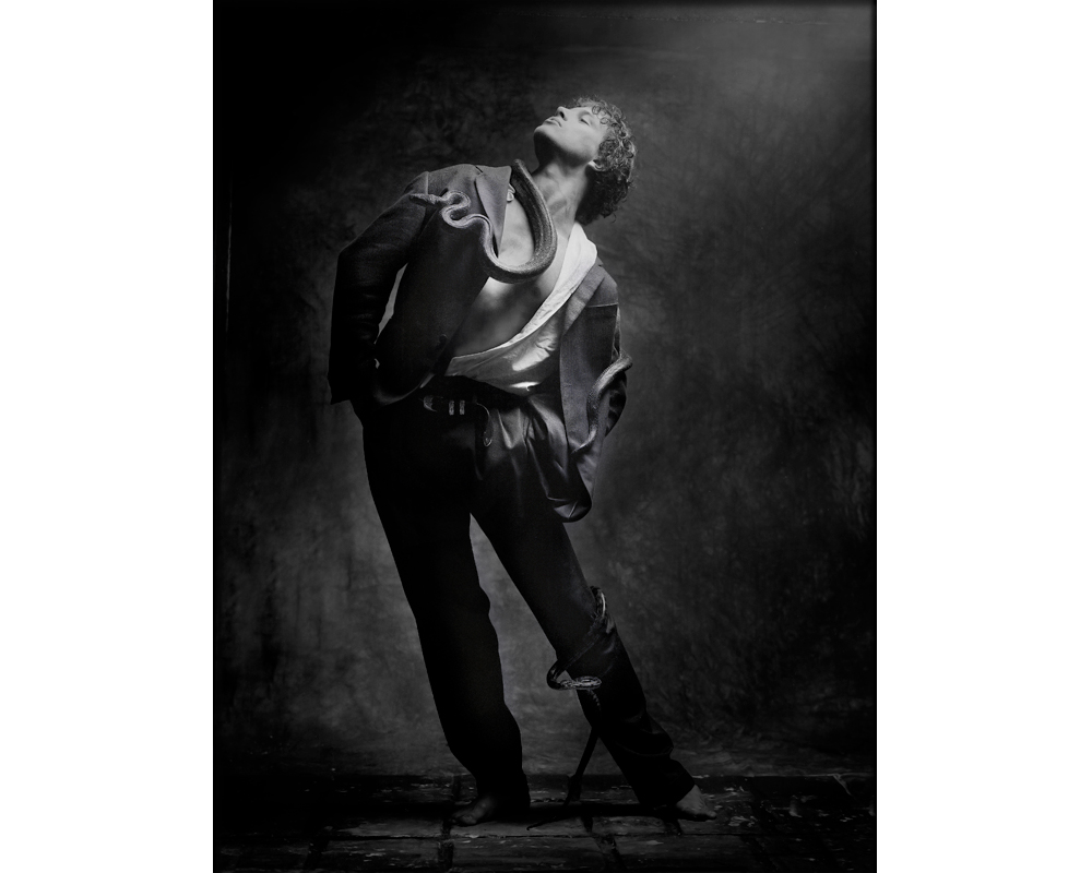 Australia Dancer Karl dancing with snakes photo by Raoul Butler